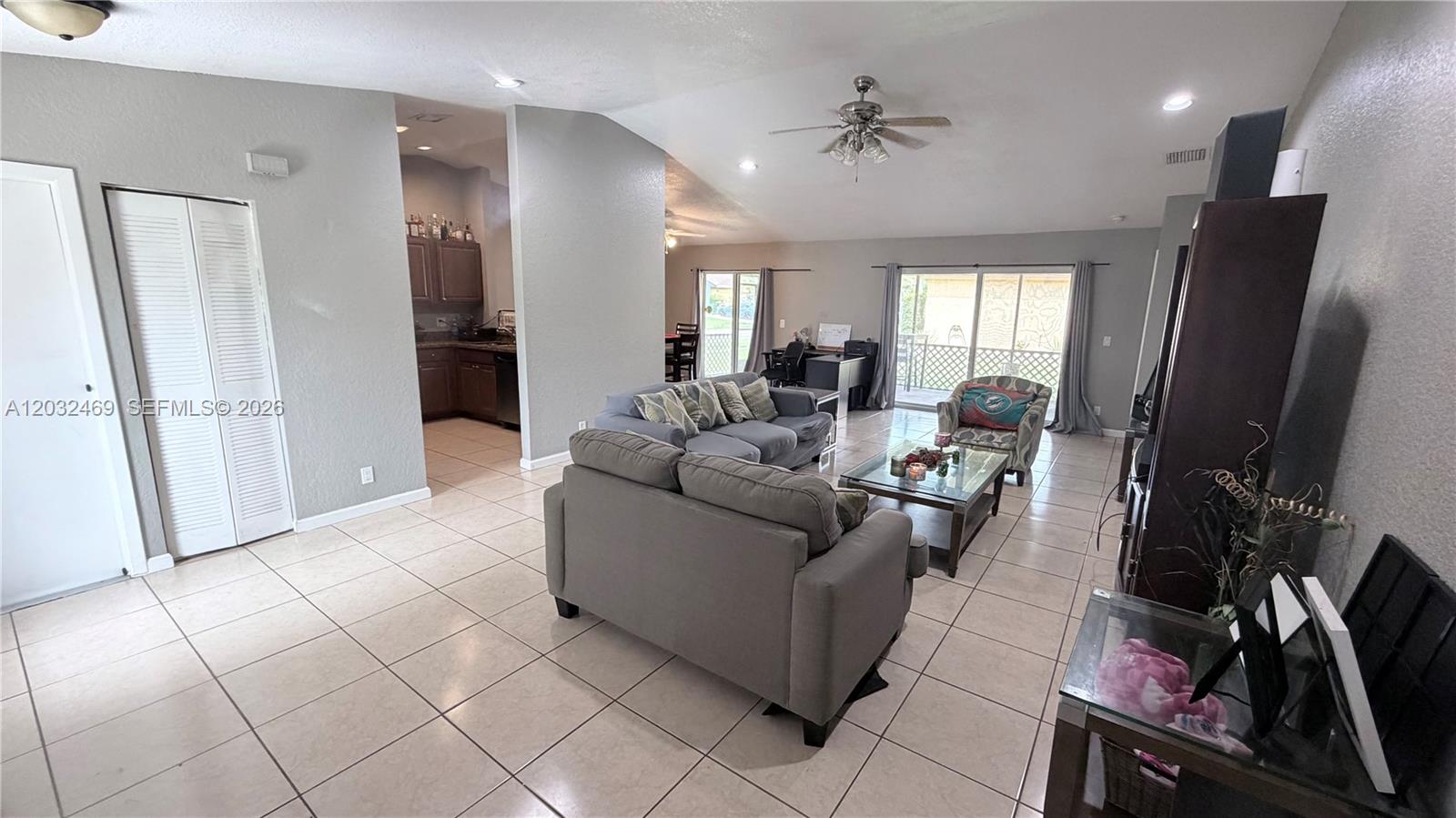PARKWOOD HOMES - Residential