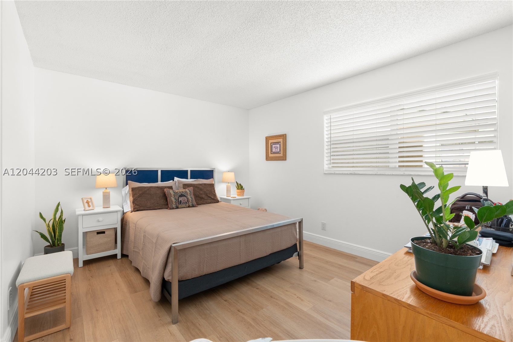 RAMBLEWOOD EAST CONDO - Residential