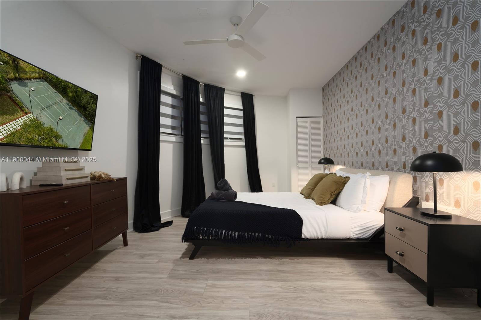 METES AND BOUNDS - Residential
