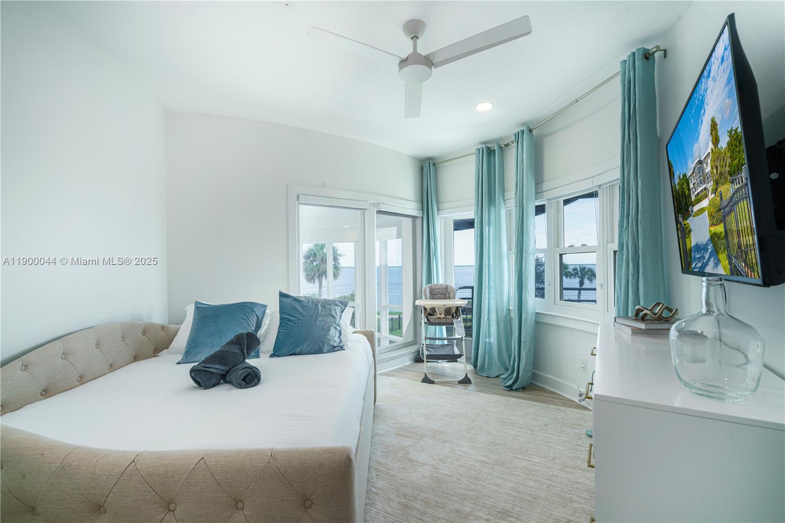 METES AND BOUNDS - Residential