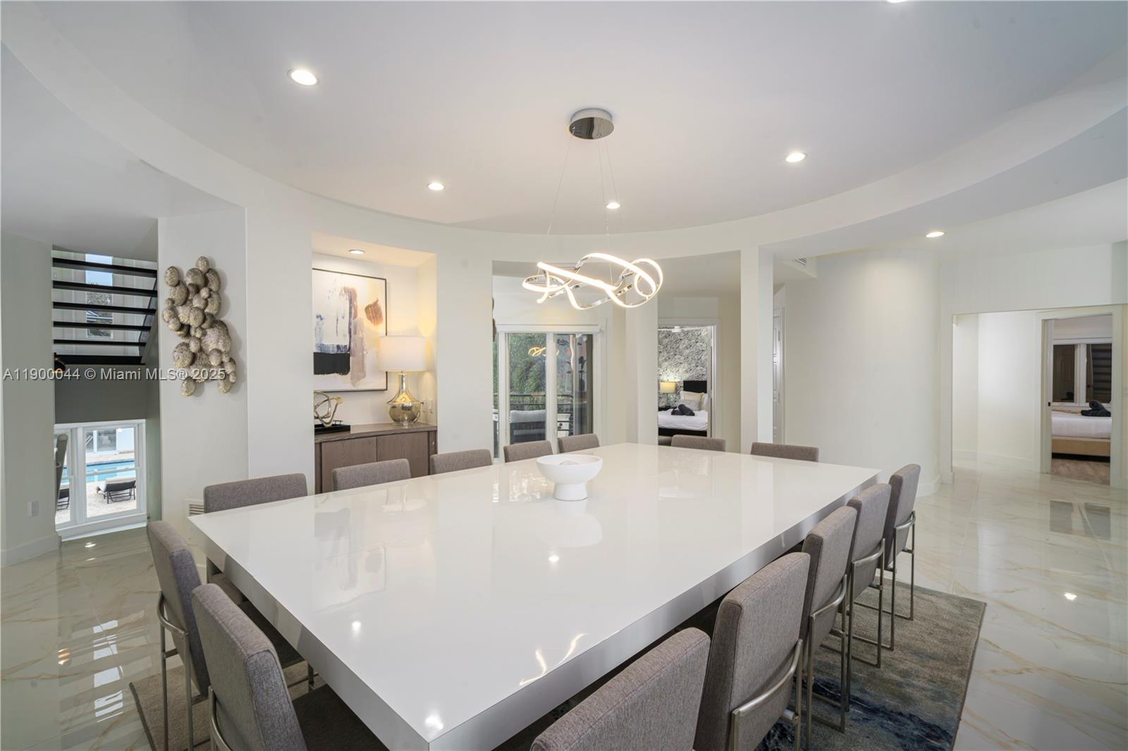 METES AND BOUNDS - Residential