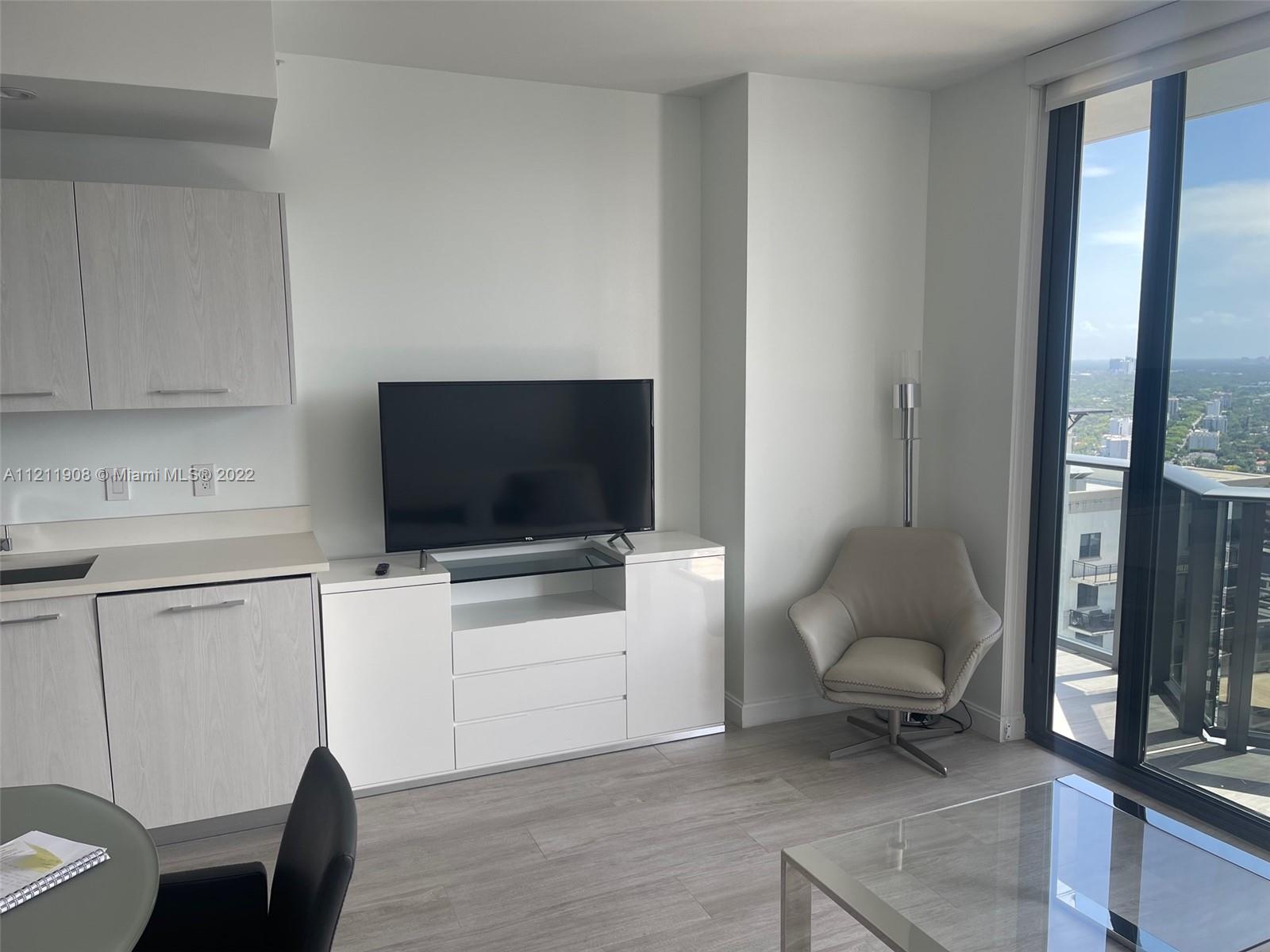 BRICKELL HEIGHTS WEST CON - Residential Lease