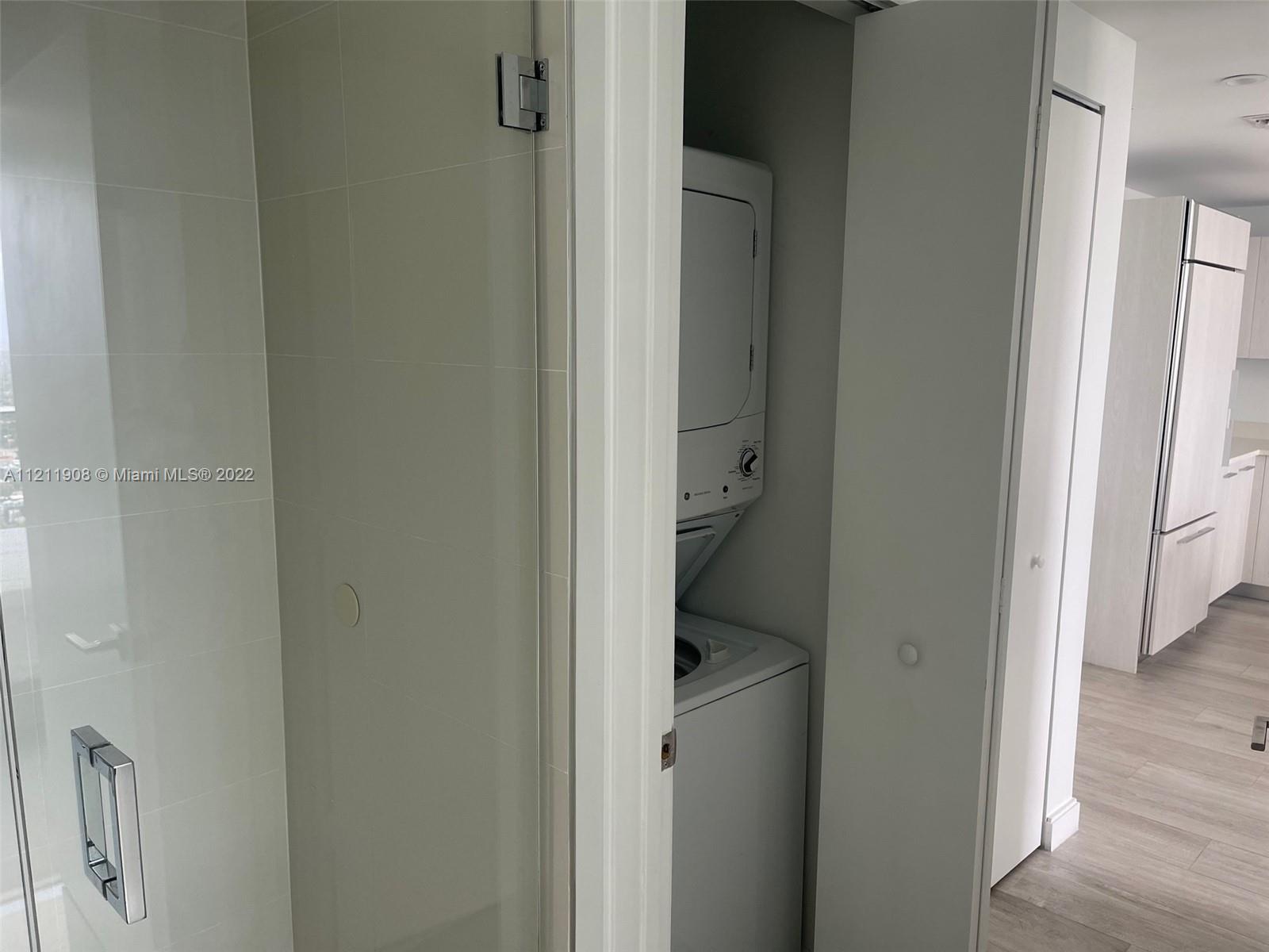 BRICKELL HEIGHTS WEST CON - Residential Lease