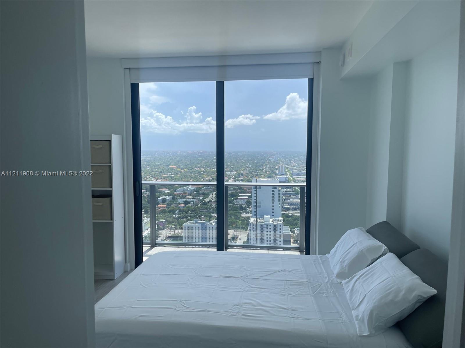 BRICKELL HEIGHTS WEST CON - Residential Lease