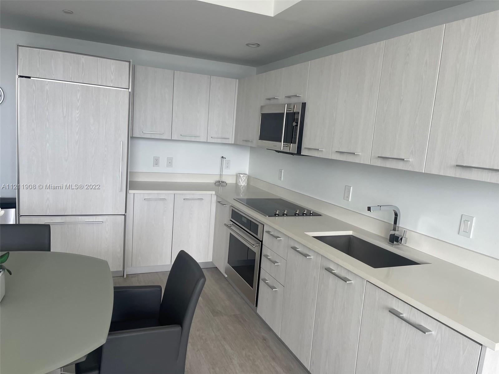 BRICKELL HEIGHTS WEST CON - Residential Lease