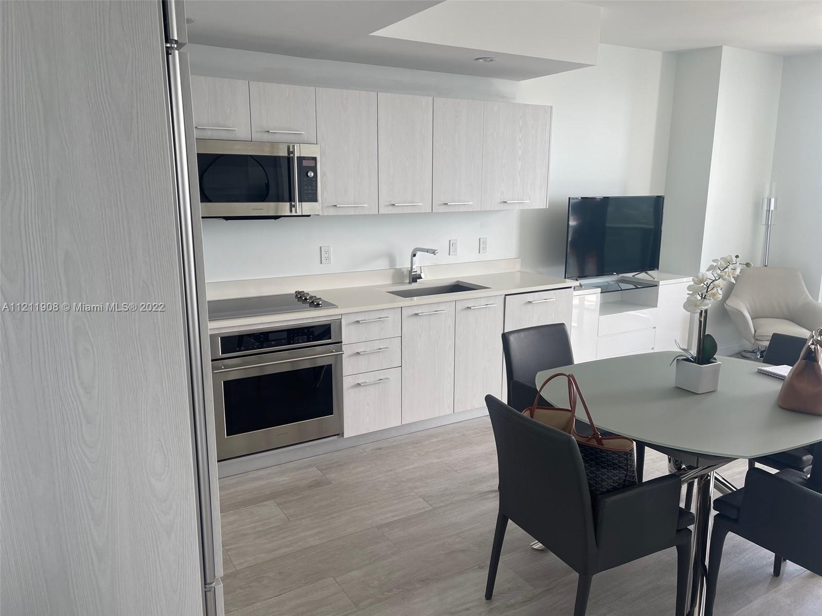 BRICKELL HEIGHTS WEST CON - Residential Lease