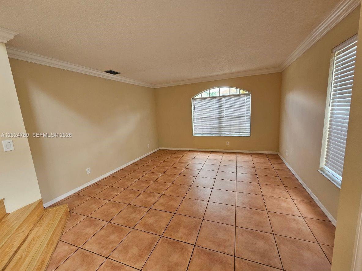 CHARLESTON SHORES - Residential Lease