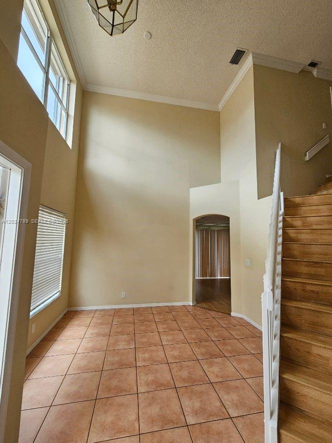 CHARLESTON SHORES - Residential Lease