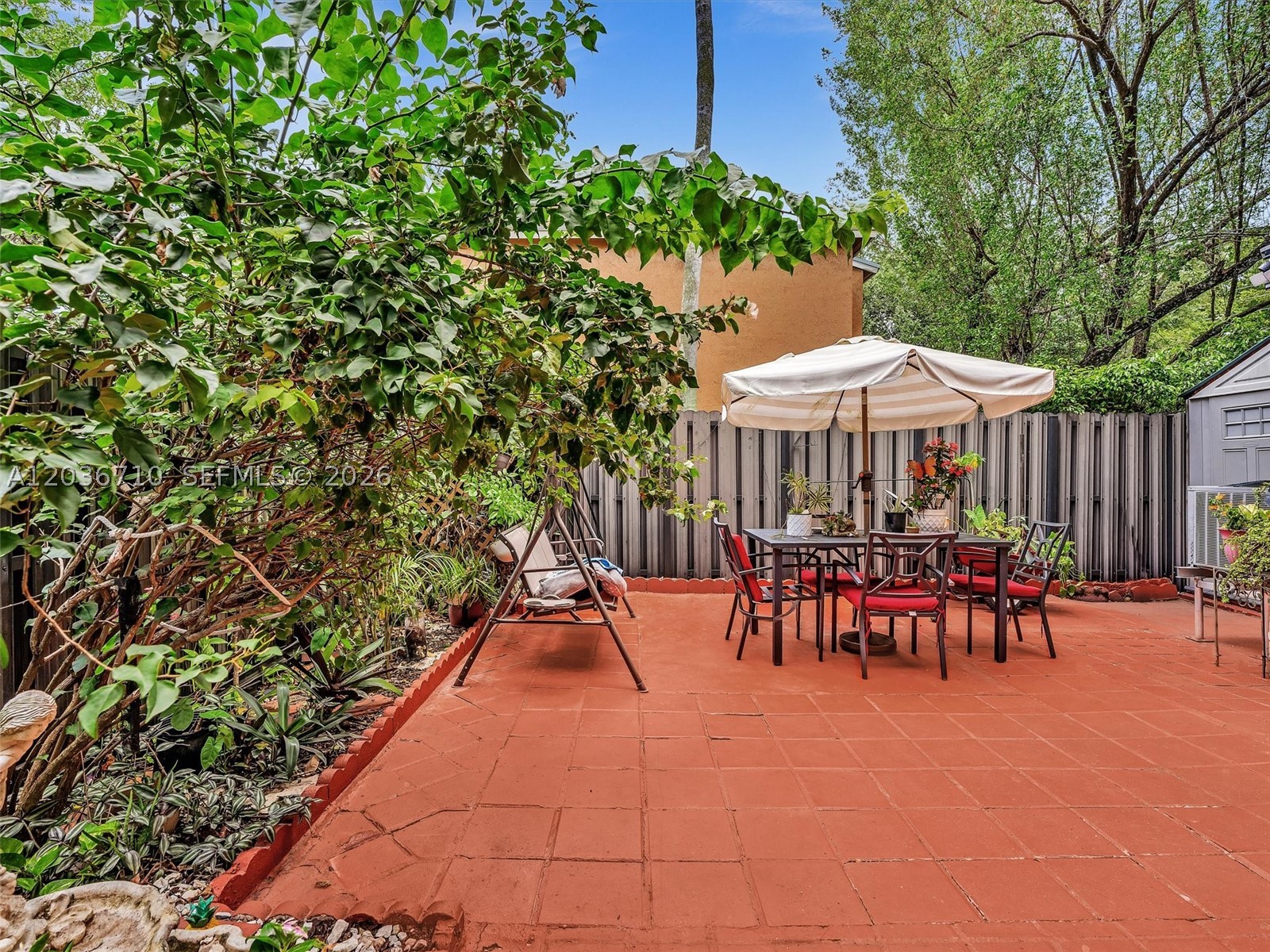 HOLLYWOOD RIDGE FARMS - Residential