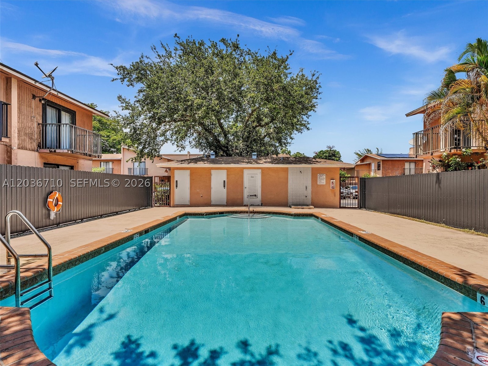 HOLLYWOOD RIDGE FARMS - Residential