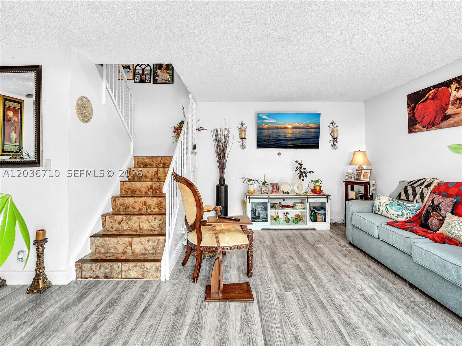 HOLLYWOOD RIDGE FARMS - Residential