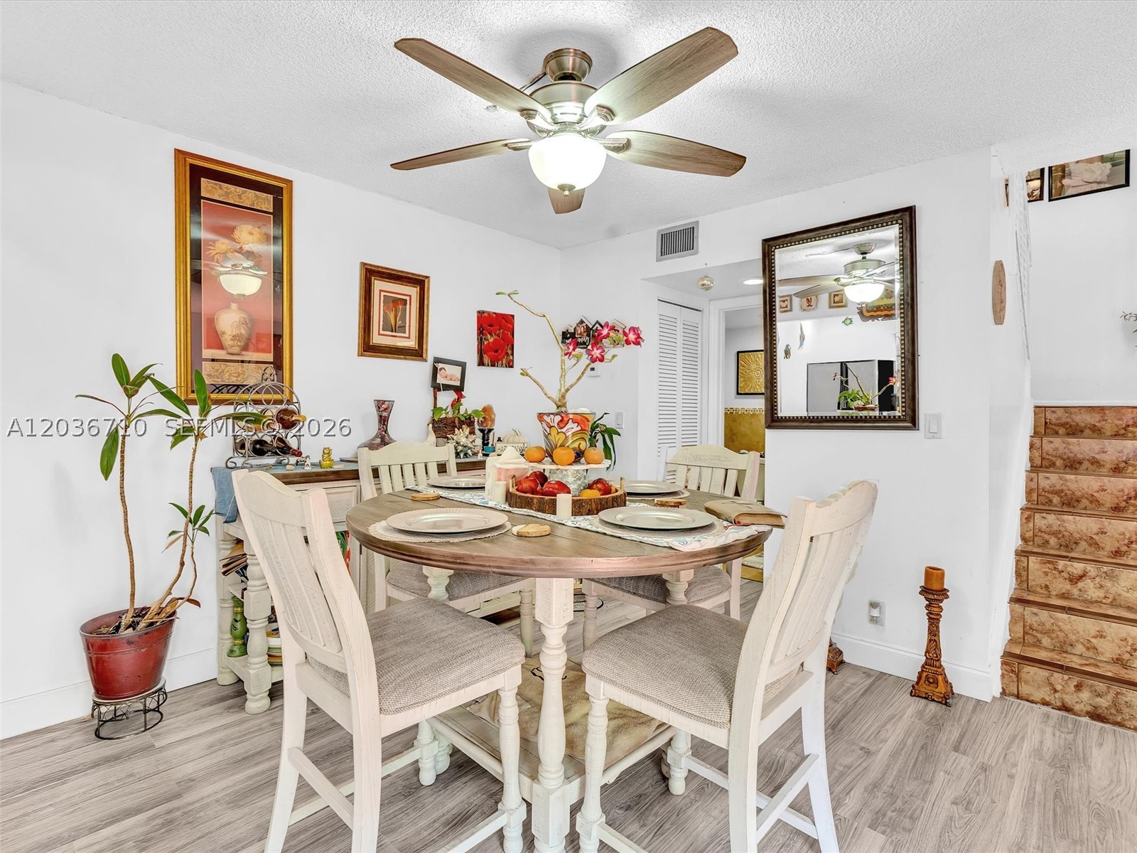 HOLLYWOOD RIDGE FARMS - Residential