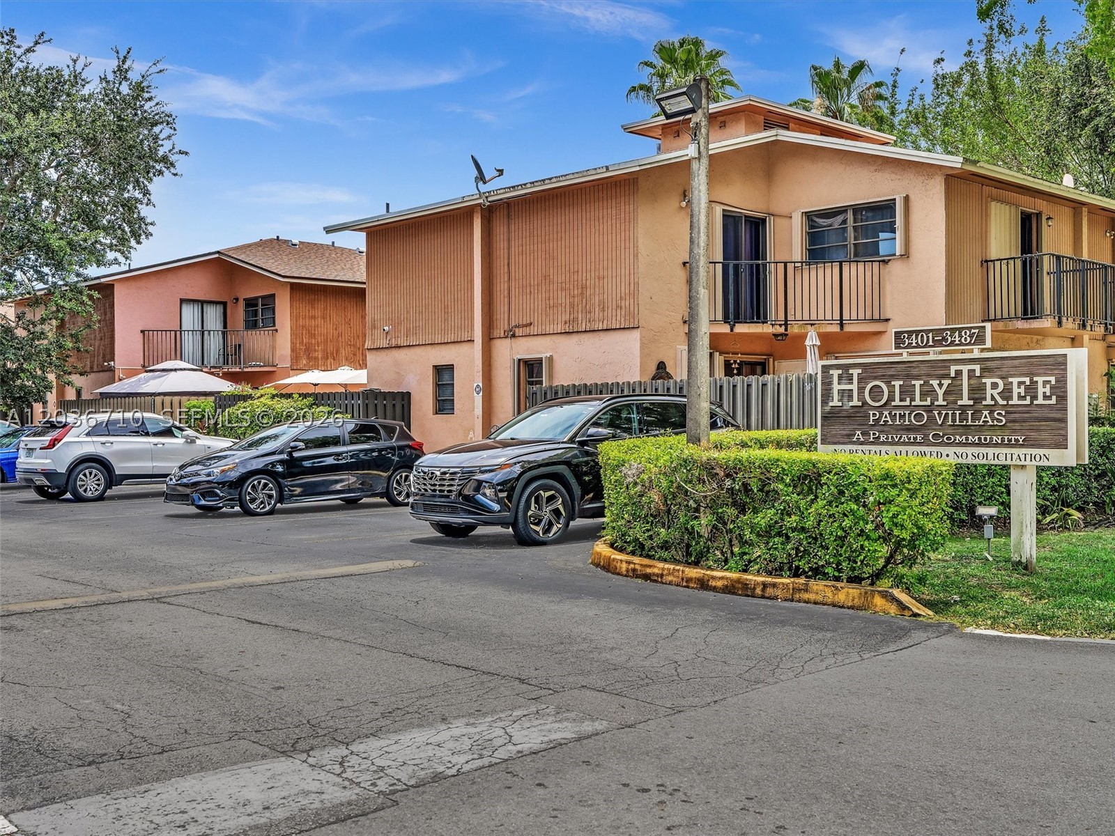 HOLLYWOOD RIDGE FARMS - Residential