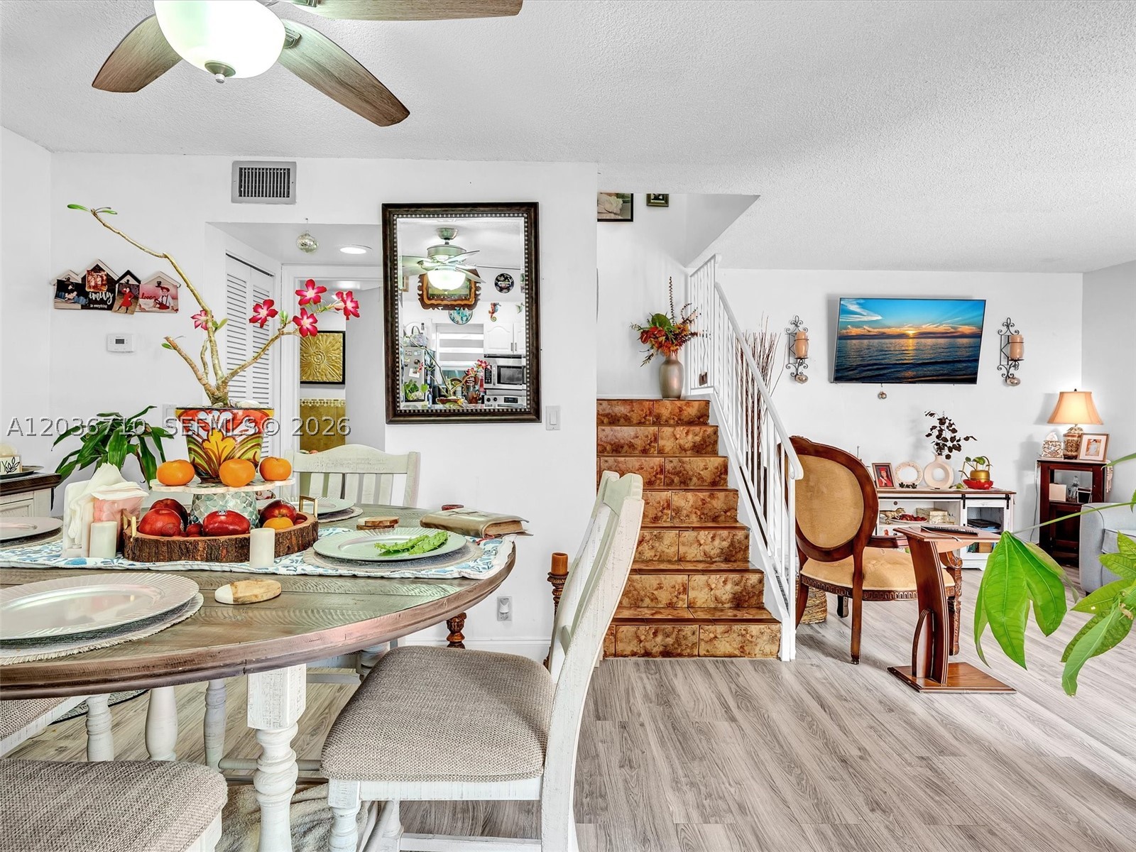 HOLLYWOOD RIDGE FARMS - Residential