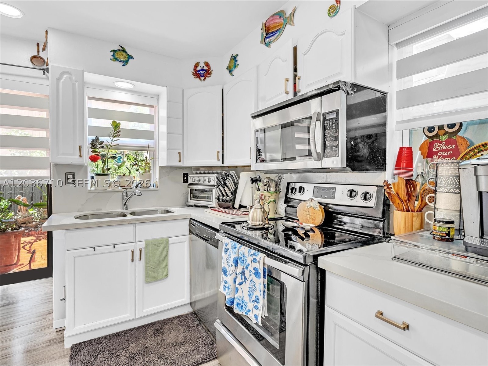 HOLLYWOOD RIDGE FARMS - Residential