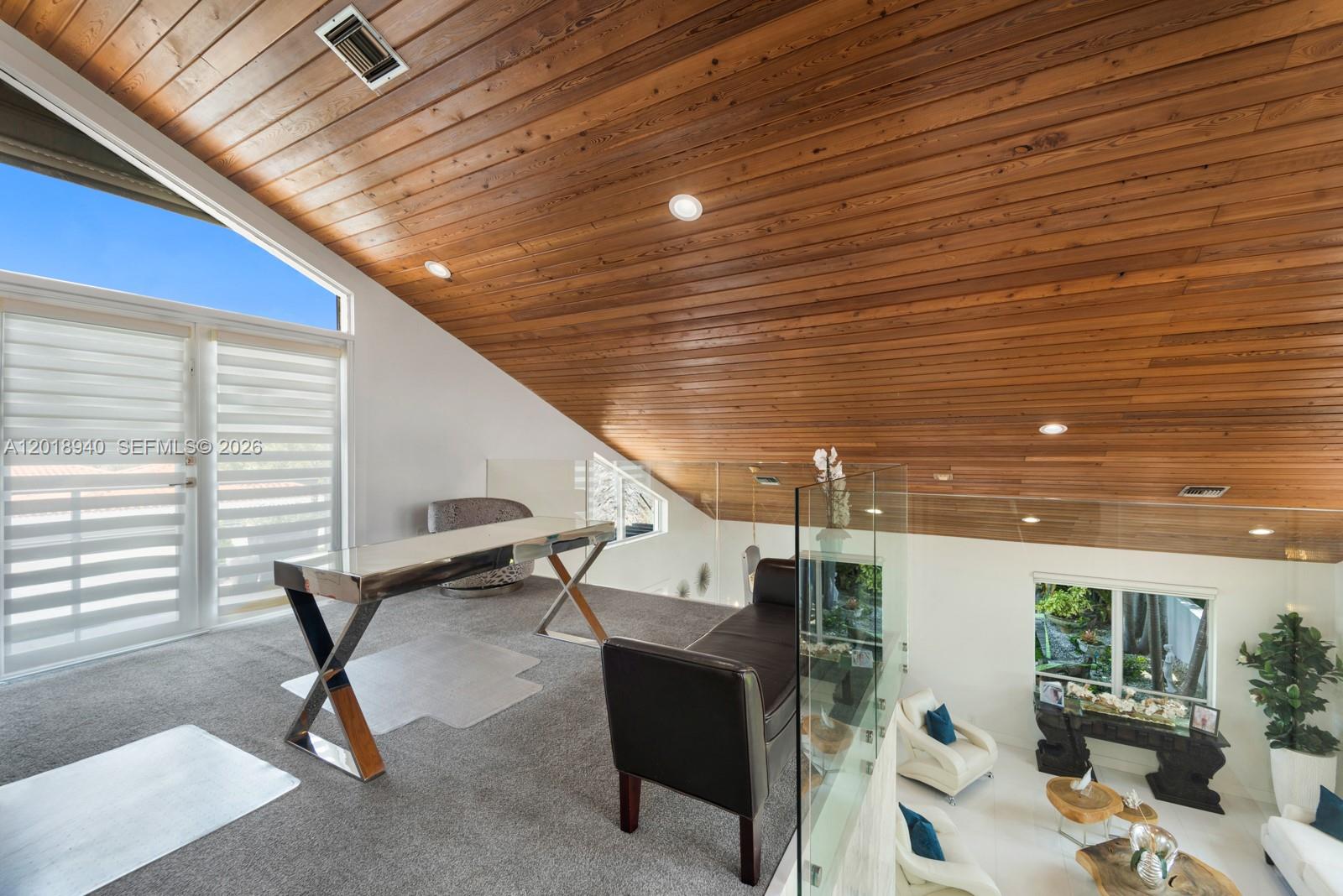BEAUTIFUL PLACE - Residential