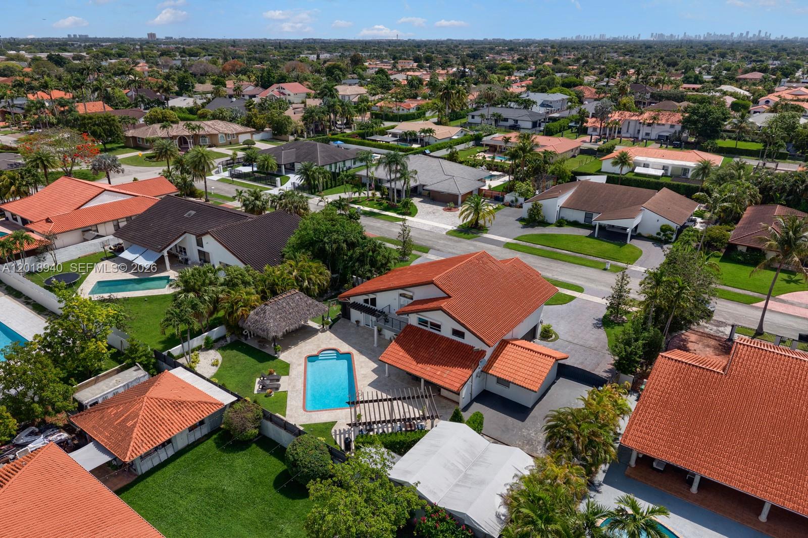 BEAUTIFUL PLACE - Residential