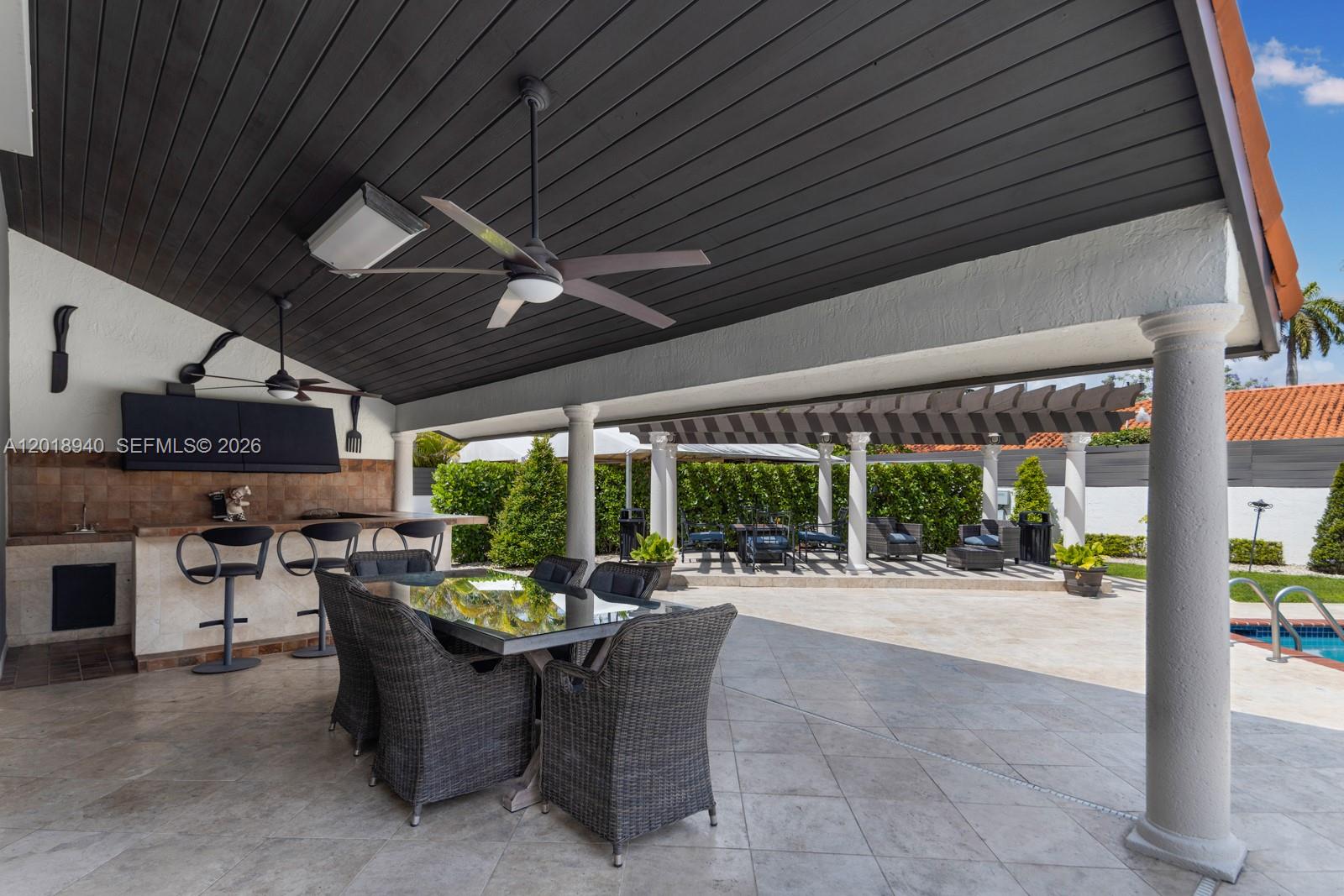 BEAUTIFUL PLACE - Residential
