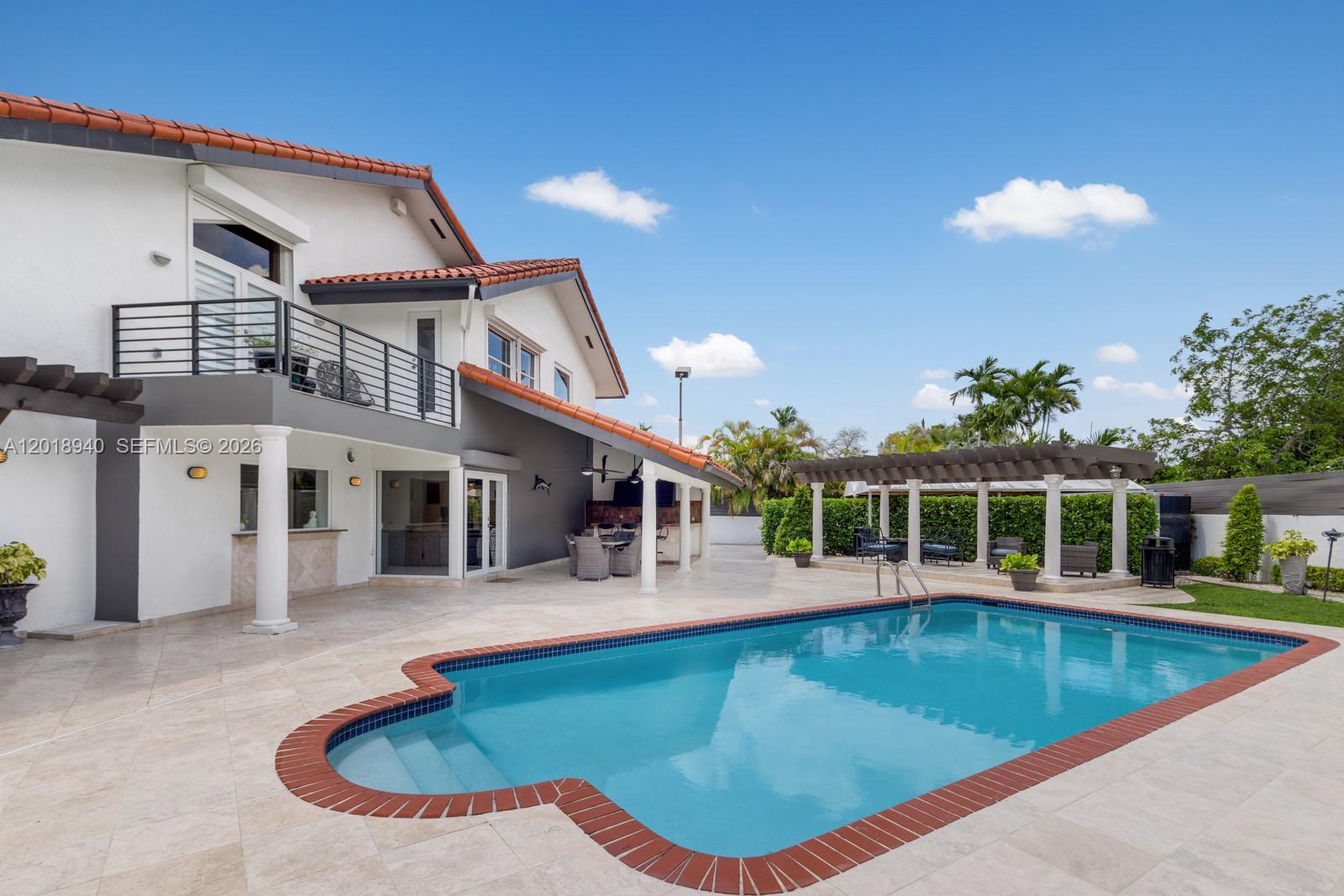 BEAUTIFUL PLACE - Residential