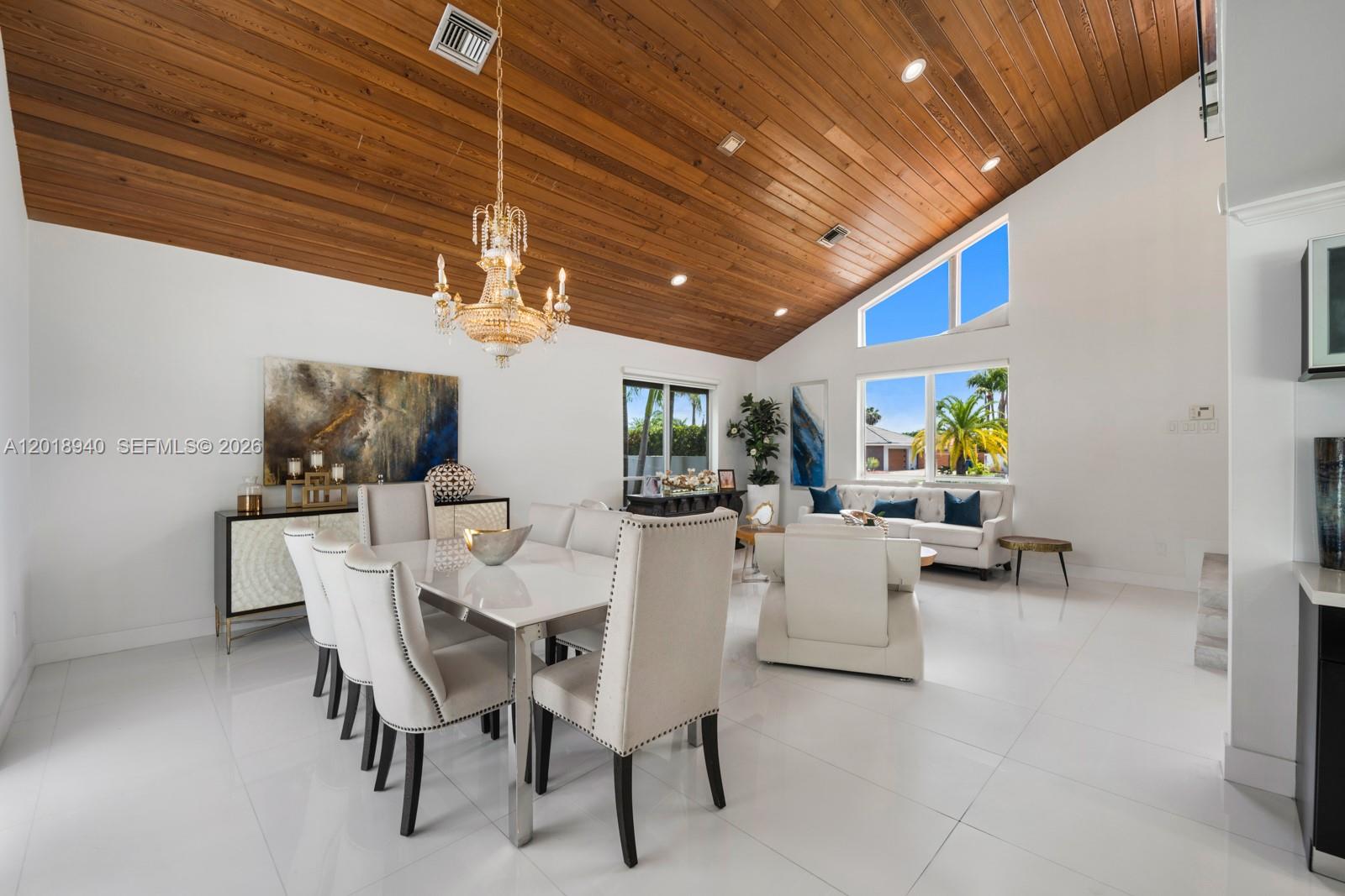 BEAUTIFUL PLACE - Residential