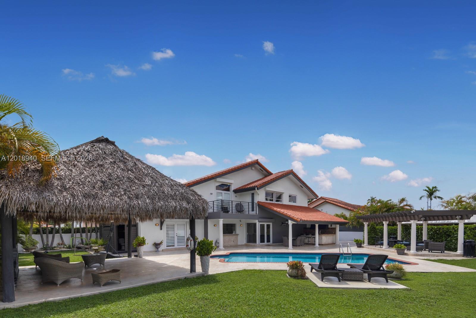 BEAUTIFUL PLACE - Residential