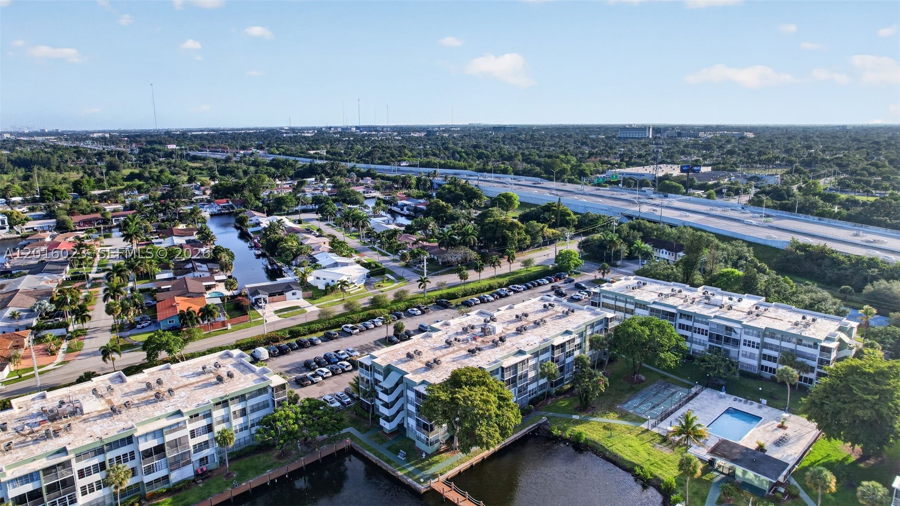 WATERGATE CONDOMINIUM NO - Residential