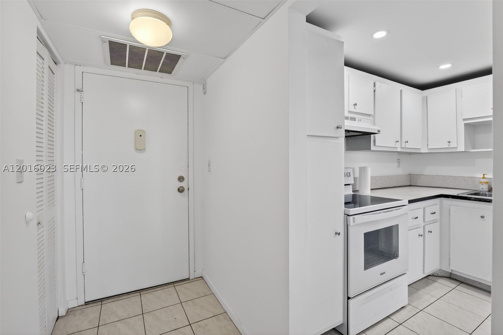 WATERGATE CONDOMINIUM NO - Residential