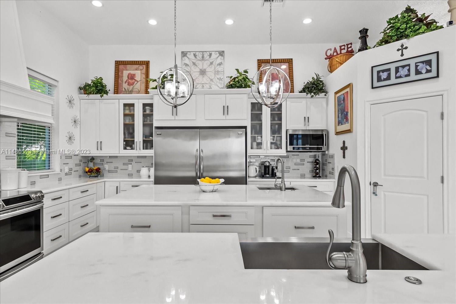 LAKE JUNE POINTE - Residential