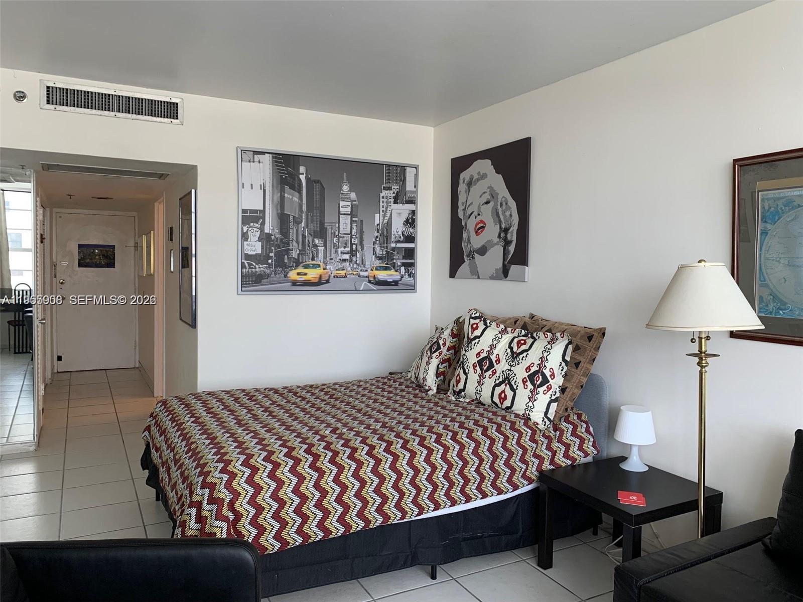 THE DECOPLAGE CONDO - Residential Lease