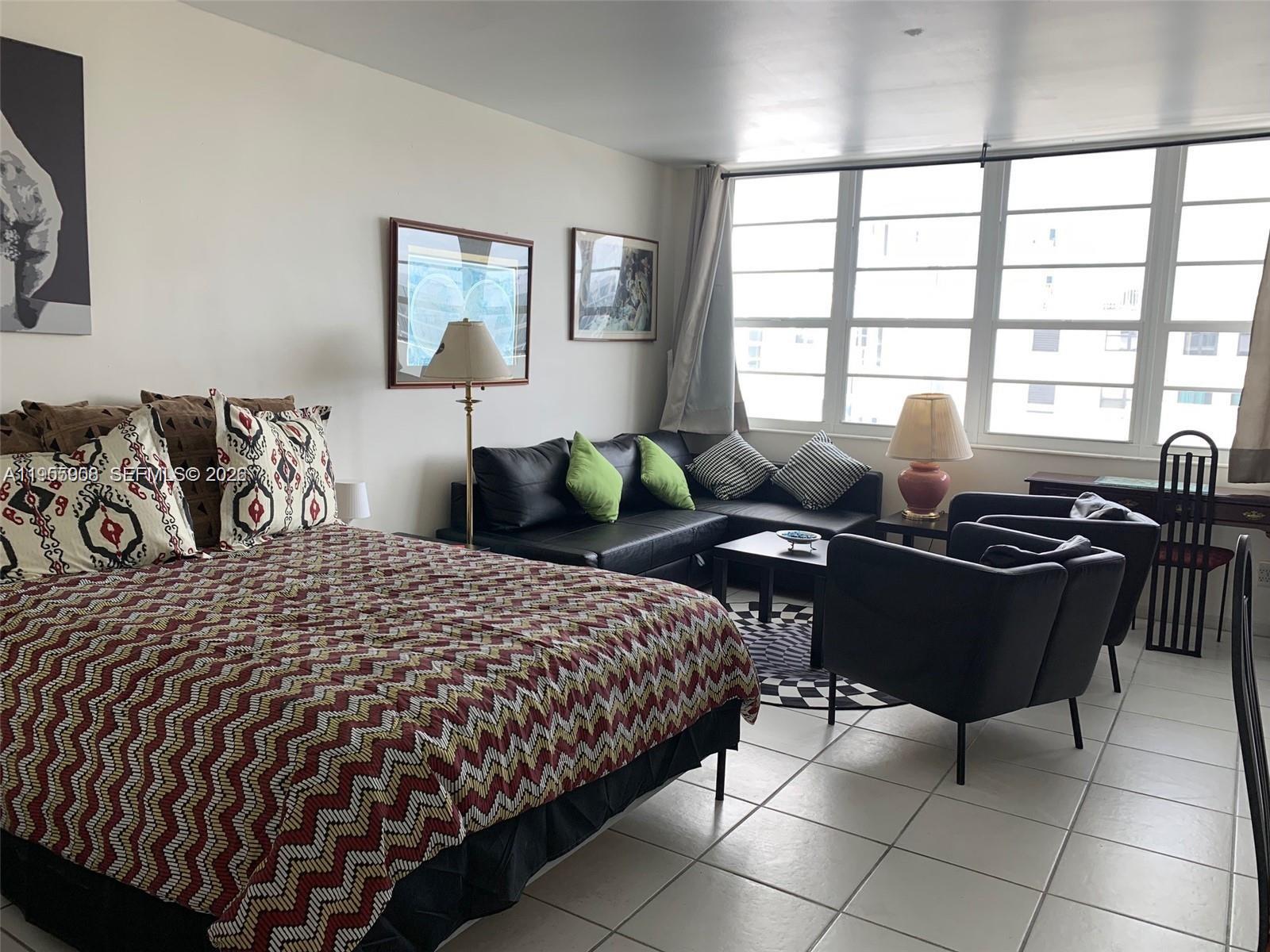 THE DECOPLAGE CONDO - Residential Lease