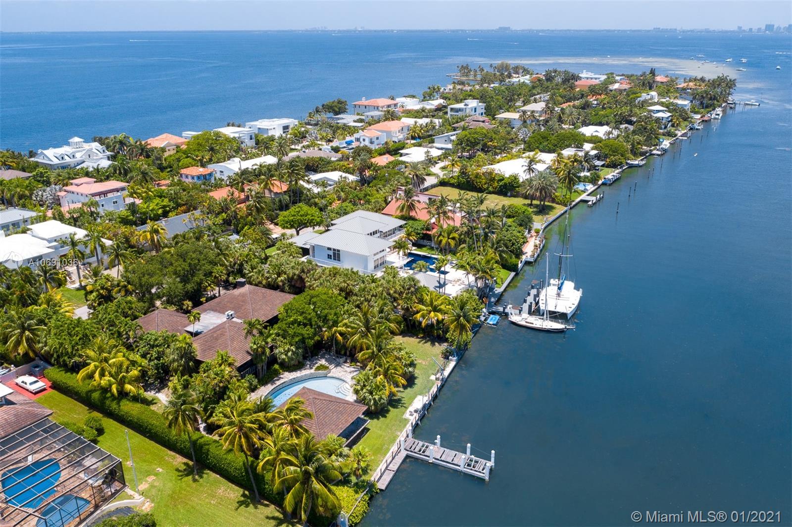 MASHTA ISLAND A REPLAT OF - Residential