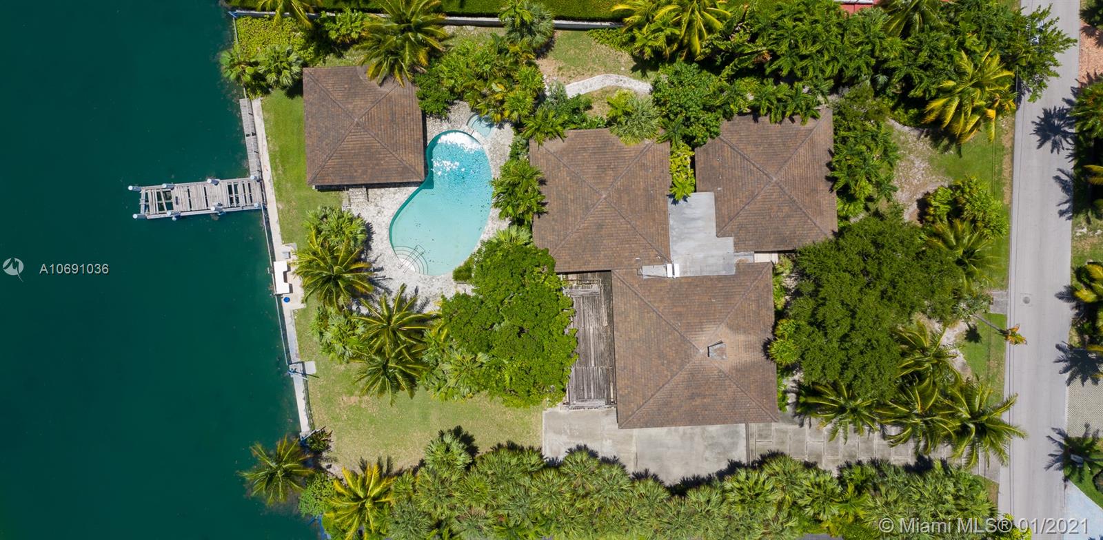 MASHTA ISLAND A REPLAT OF - Residential