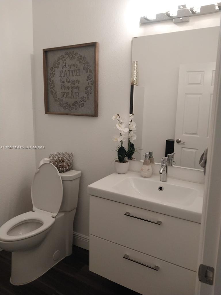 CENTURY GARDENS VILLAS - Residential Lease