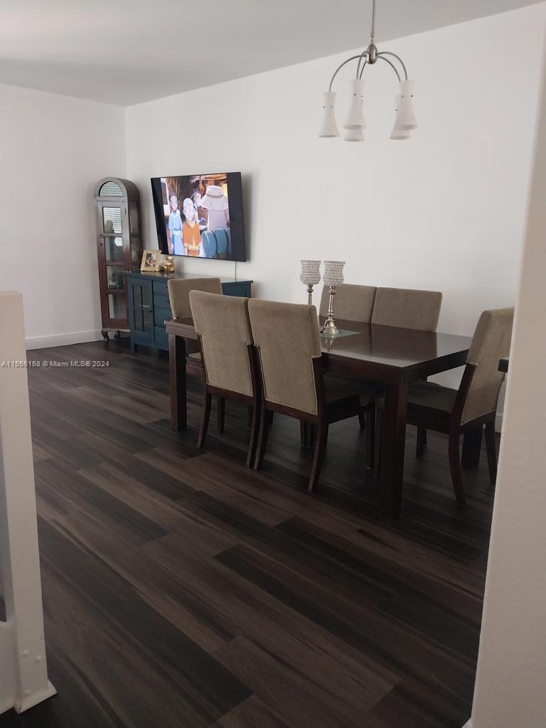 CENTURY GARDENS VILLAS - Residential Lease