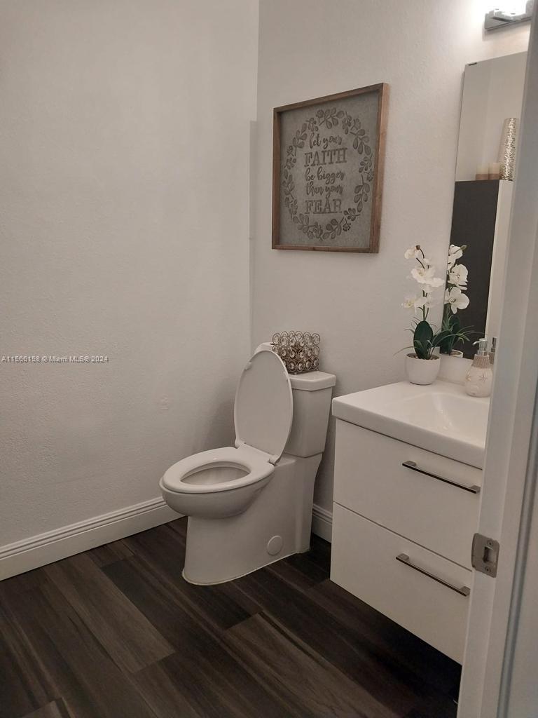 CENTURY GARDENS VILLAS - Residential Lease