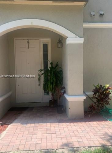 CENTURY GARDENS VILLAS - Residential Lease