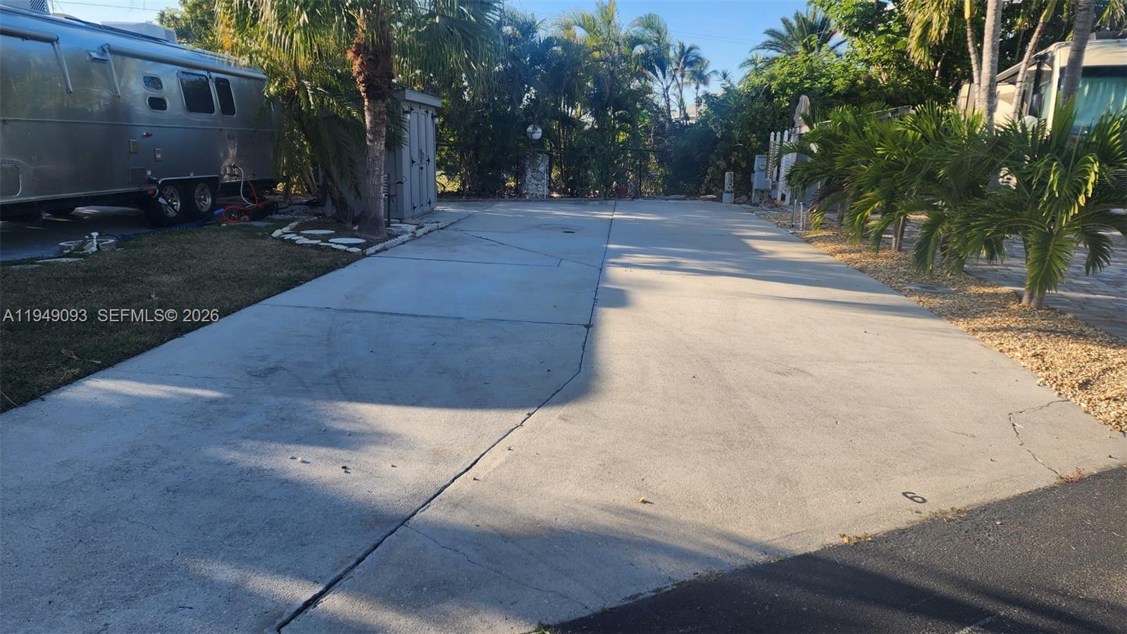 ORA CHOKOLOSKEE RV RESORT - Residential