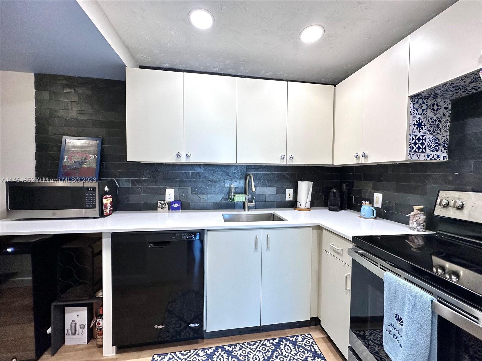 CLEARVIEW TOWERS CONDO - Residential Lease