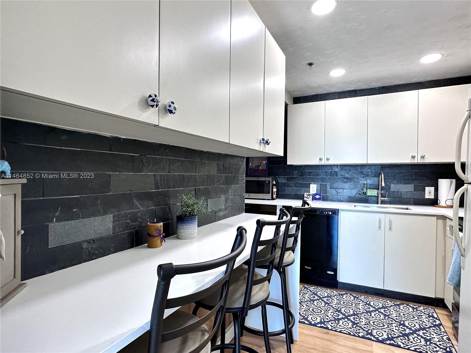 CLEARVIEW TOWERS CONDO - Residential Lease