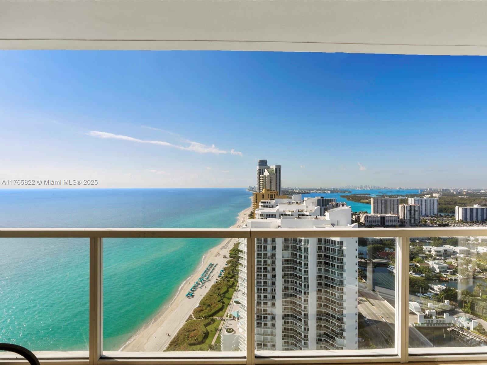 LA PERLA CONDO - Residential