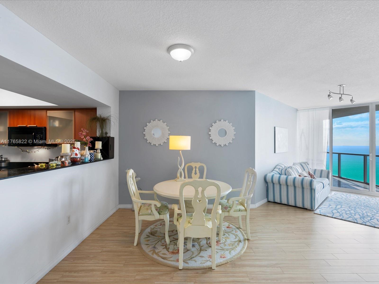 LA PERLA CONDO - Residential