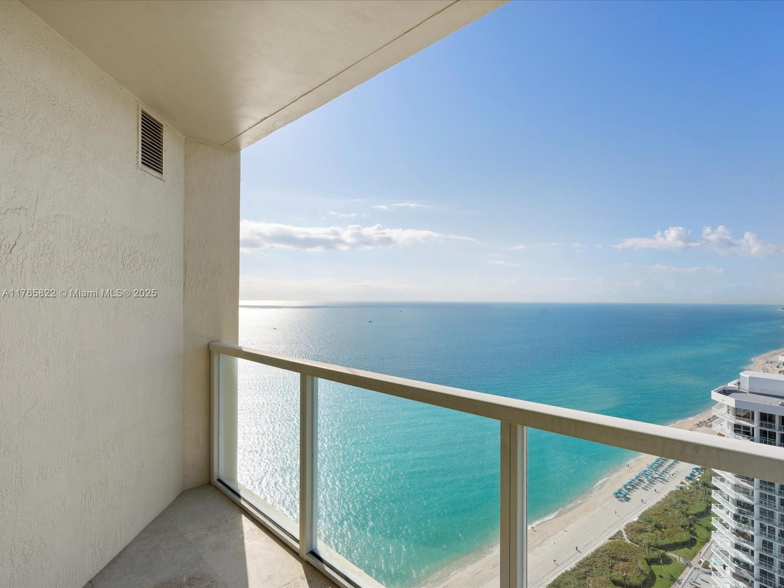 LA PERLA CONDO - Residential