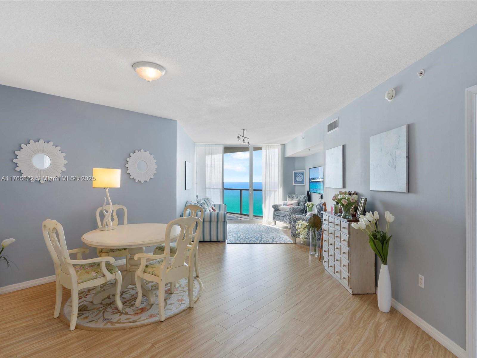 LA PERLA CONDO - Residential