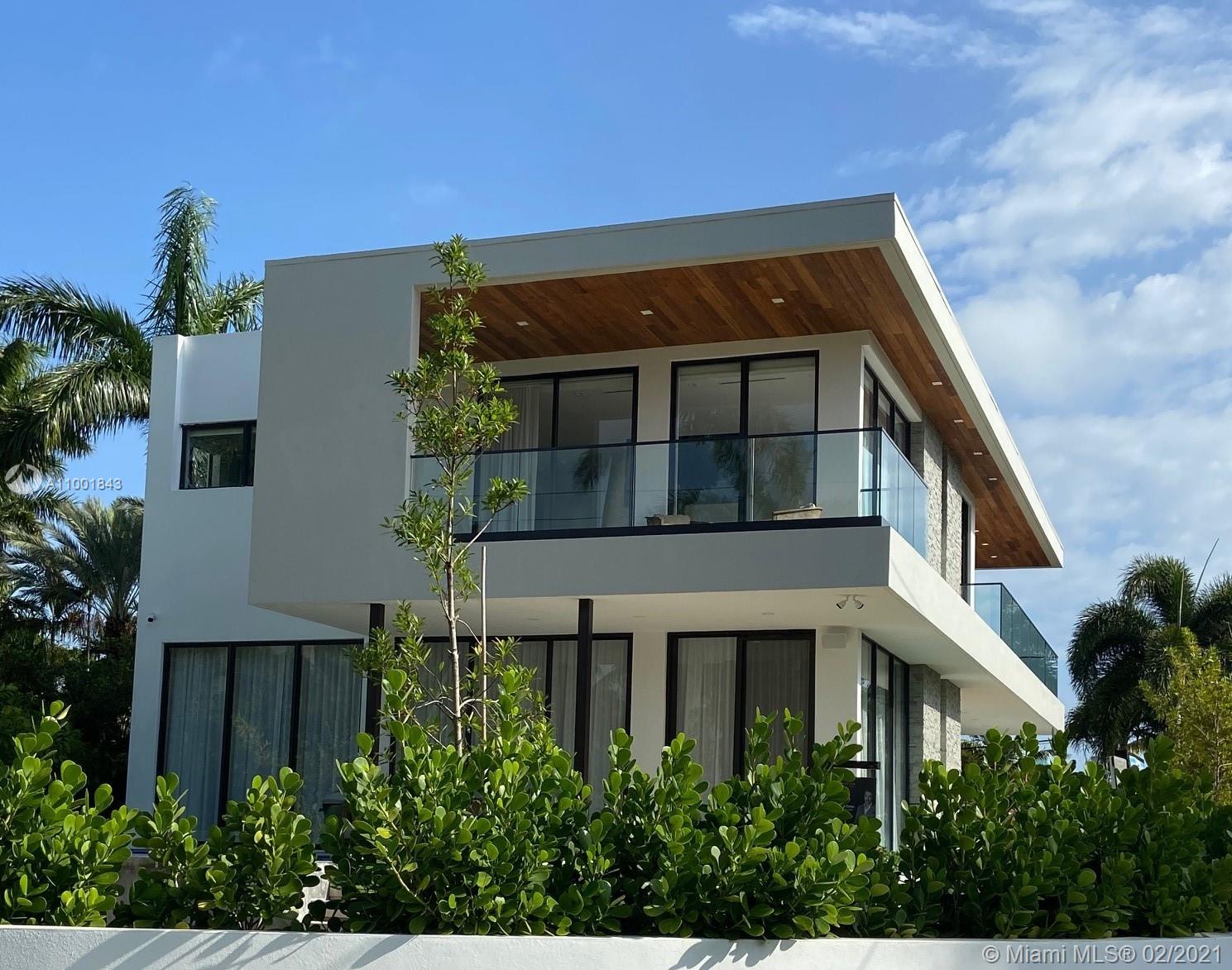 Breathtaking Contemporary design home, with Amazing finishes, located at the desirable and prestigious N Bay Rd in Miami Beach!! This property has 4 Bedrooms, 4 full Bathrooms + 1/2 bathroom, pool, jacuzzi, security system, Home Theater, nice living and dining areas, surrounded by glass, and a great landscaping views from all ambiences. FINAL INSPECTIONS ALREADY BEING DONE, TCO SHOULD BE ISSUED IN FEW WEEKS. Easy to Show! THAT´S A MUST SEE!!