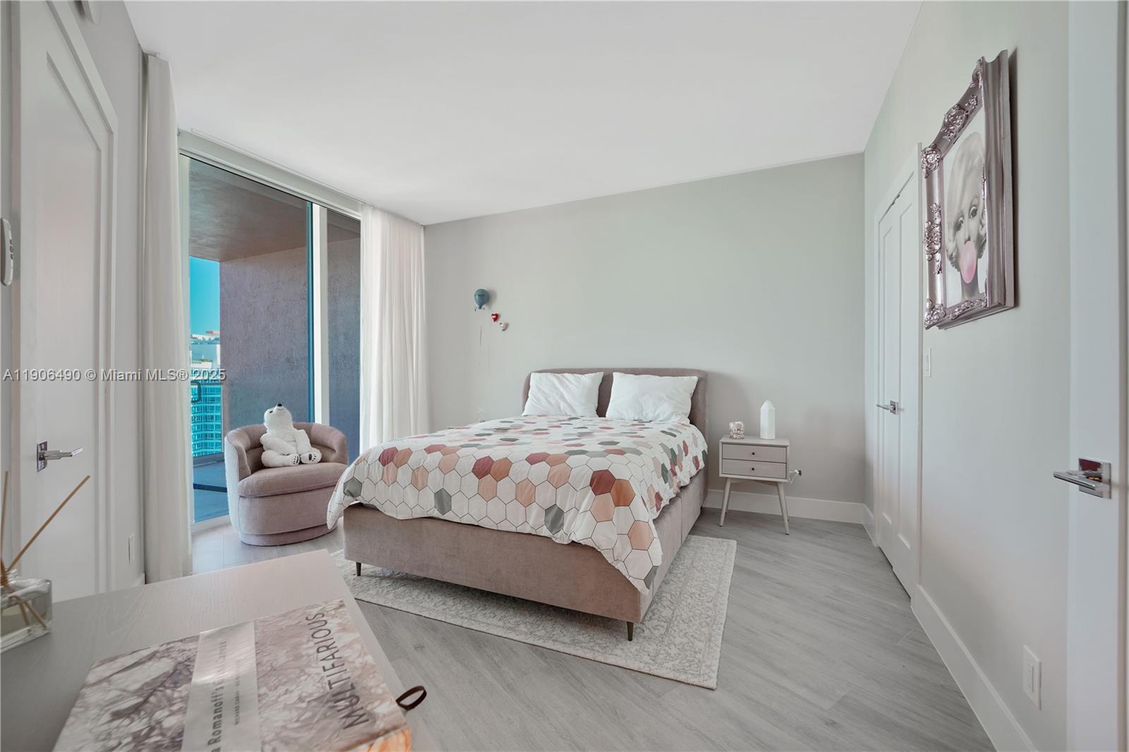 PORTOFINO TOWER CONDO - Residential