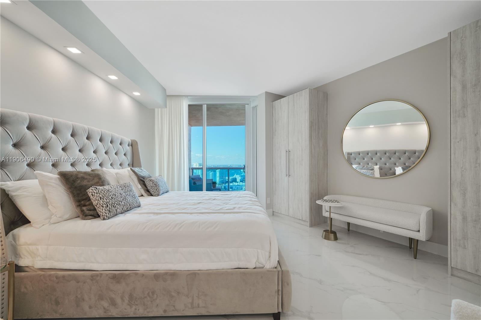 PORTOFINO TOWER CONDO - Residential