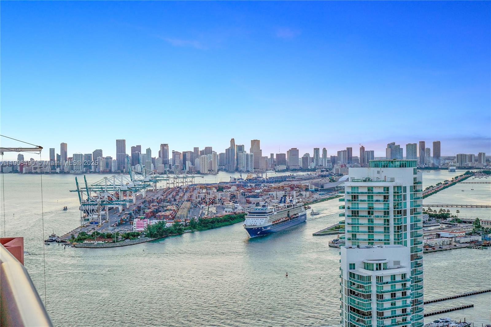 PORTOFINO TOWER CONDO - Residential