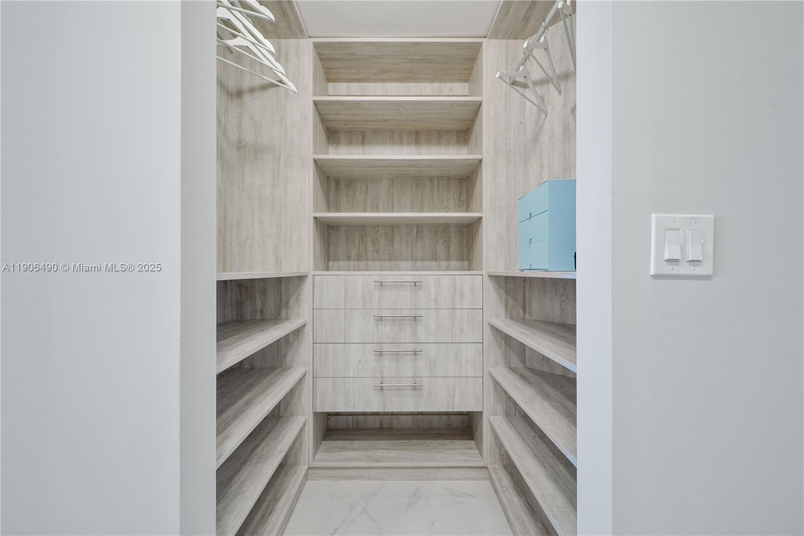 PORTOFINO TOWER CONDO - Residential