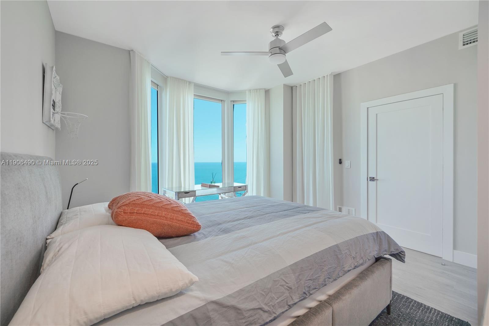 PORTOFINO TOWER CONDO - Residential