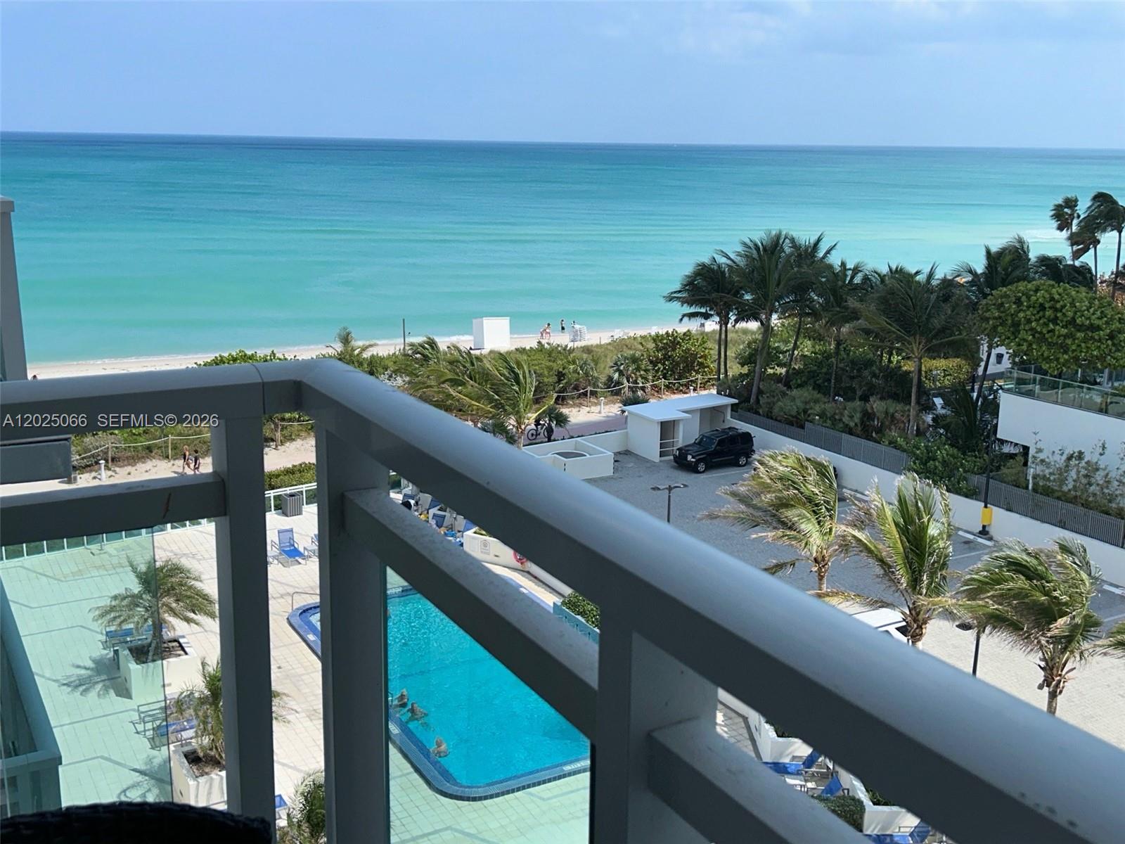 THE COLLINS CONDO - Residential Lease